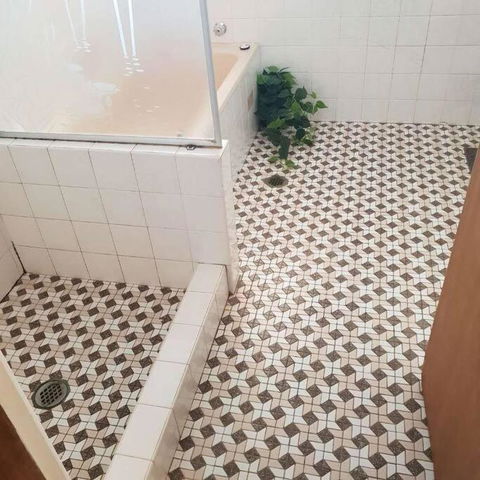 CAMPBELLTOWN HOLIDAY HOME 3 BED + FREE PARKING NCA039 - Accommodation Sydney 1