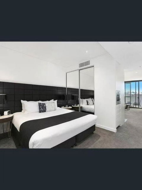 Cozy 1 Bedroom Apartment In The Heart Of Chatswood - Accommodation Sydney 2
