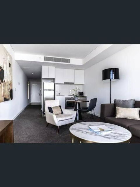 Cozy 1 Bedroom Apartment In The Heart Of Chatswood - Accommodation Sydney 4