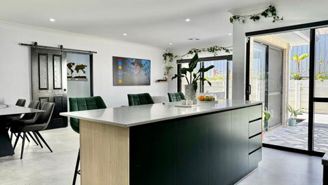 Cozy & Relaxed Stay In Bayswater - Sydney 4u 3