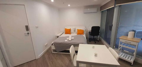 Dana-Cozy Studio With Shared Entry In The City - Sydney 4u 0