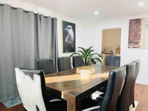 D140 Keilor Down Vacation - Accommodation Sydney 3