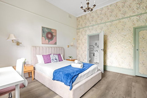 Deluxe Ensuite Queen Room - Convenient Location In Lindfield - Accommodation Sydney 0