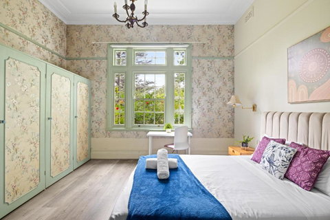 Deluxe Ensuite Queen Room - Convenient Location In Lindfield - Accommodation Sydney 4