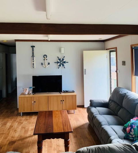 Dhu Drop Inn - Sydney 4u 2
