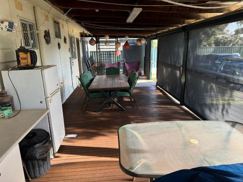 Dhu Drop Inn - Sydney 4u 4