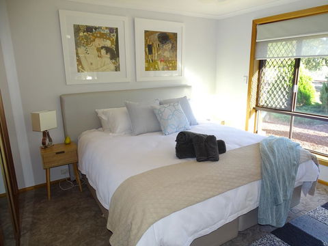 3 Pears On The Park McLaren Vale - Sydney 4u 0