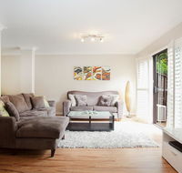 3-Bed Home with BBQ Patio near Parks and Playgrounds - Sydney 4u