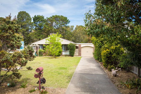 37 Mort Avenue - Sydney 4u 1