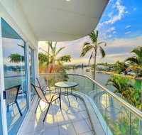 3br Broadbeach Lakefront Apartment - Accommodation Sydney