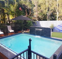 5 Bedroom Luxury Villa - Hope Island - Sydney 4u