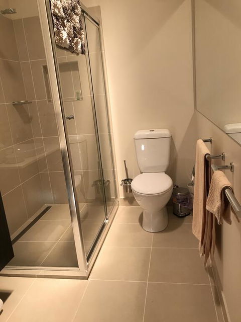 5 Star Room With Own Bathroom - Singles, Couples, Families Or Executives - Sydney 4u 2