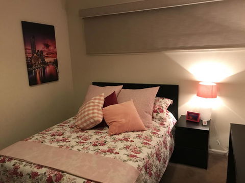5 Star Room With Own Bathroom - Singles, Couples, Families Or Executives - Sydney 4u 0