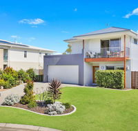53 Northbeach Place Mudjimba - Sydney 4u