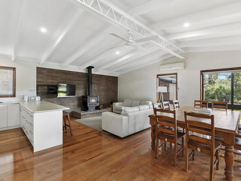 62 BINGLEY PARADE RIVERSEA HOUSE - Sydney 4u 3