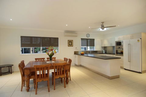 67 Casuarina Beachhouse - Sydney 4u 1