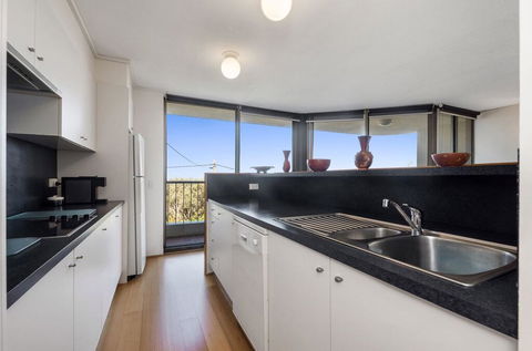8/26 Jubilee Esplanade, Point Arkwright - NEW LISTING - Sydney 4u 3
