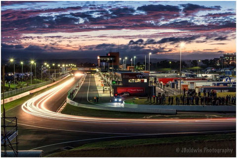 A Country Barn Retreat - Sydney Resort 1