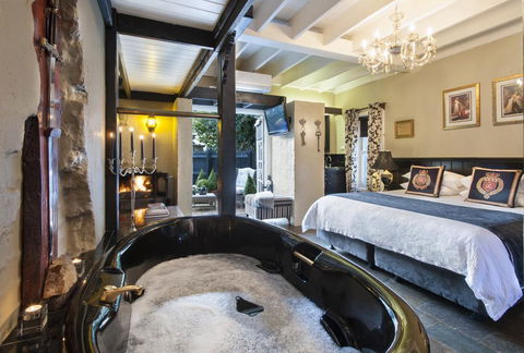 A Loft In The Mill Boutique Accommodation - Sydney 4u 3