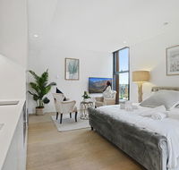 A Luxury home hidden in the Urban oasis - Sydney 4u
