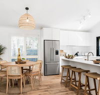 A PERFECT STAY - 3 Salty Sisters - Accommodation Sydney