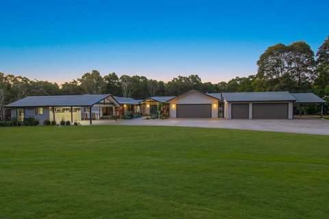 A PERFECT STAY - Lennox Unique Coastal Retreat - Sydney Resort 2