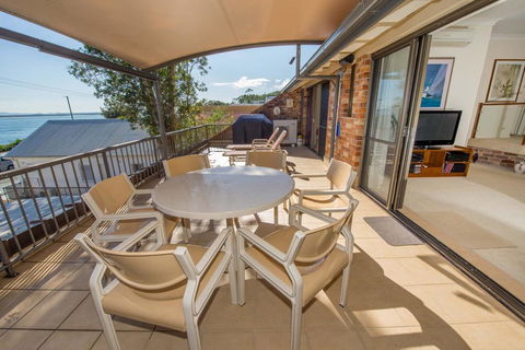 A Yachtsmans Rest, Unit 4/37 Victoria Parade - Sydney 4u 1