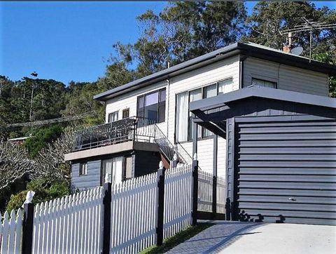 AAA Views, 2 View Street - Sydney 4u 1