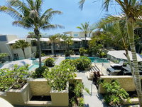 Absolute Beachfront Cabarita Beach - 2 Bed With Pool Views