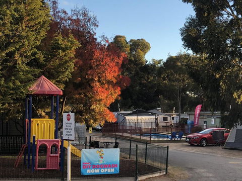 Acacia Caravan Park & Holiday Units - Sydney 4u 0