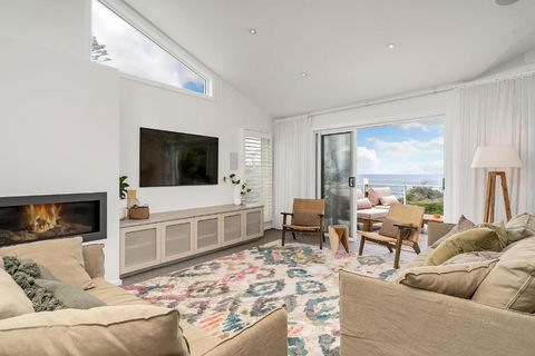 Drift - Ocean & Panoramic Views At Coledale - Accommodation Sydney 0
