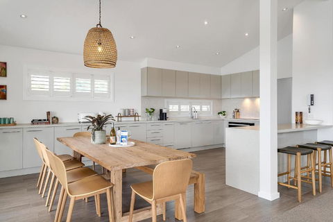 Drift - Ocean & Panoramic Views At Coledale - Accommodation Sydney 2