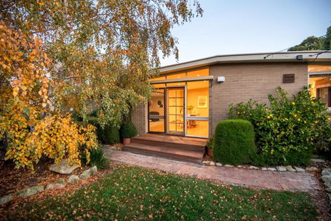 Easy Elva - Accommodation Sydney 0