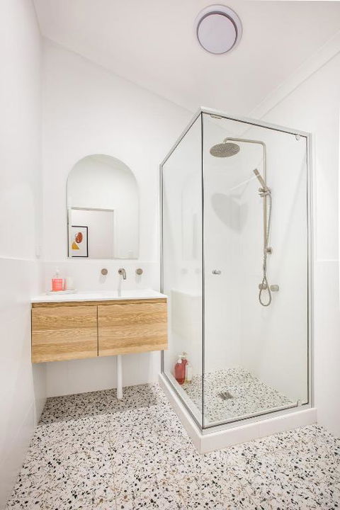 EM Apartments - Sydney 4u 2