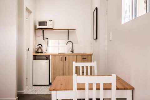 EM Apartments - Sydney 4u 4