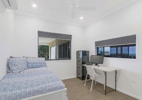 ESCAPE WITH A VIEW - Accommodation Sydney 1