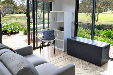 Fairways 2 - Sydney 4u 2