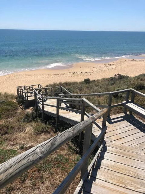 Falcon Estuary Escape - Sydney 4u 3