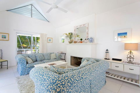 Family Living In The Heart Of Noosa, Noosa Heads - Sydney 4u 2