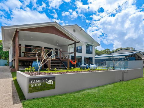 Family Shores - Beachfront Bliss - Sydney 4u 2