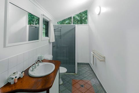 Ferntree Rainforest Hotel - Sydney 4u 3