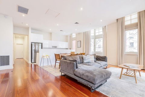 Fabulous Collins Street Luxury 2 BR Apartment - Accommodation Sydney 4