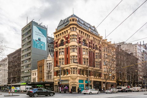 Fabulous Collins Street Luxury 2 BR Apartment - Accommodation Sydney 0