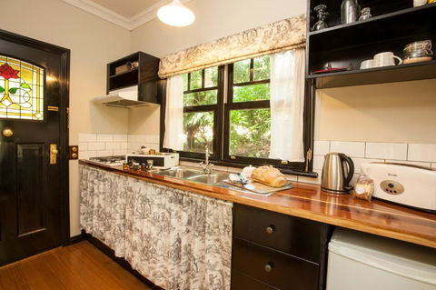 Fern Falls Cottages - Fern Cottage - Sydney 4u 4