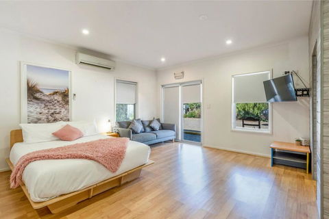 Gawler Townhouses 1b - Accommodation Sydney 2