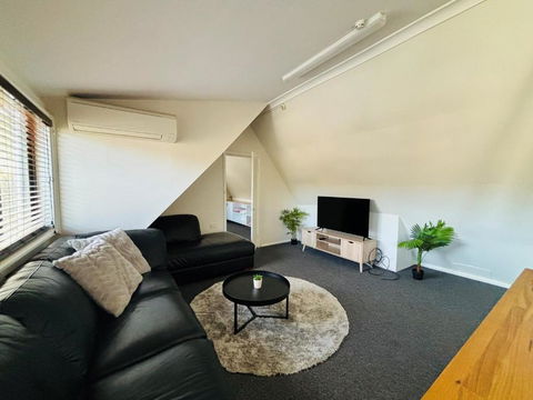 George IV Inn - Sydney 4u 2