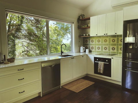 Getaway For 7 With King Bed And Open Fireplace - Accommodation Sydney 2