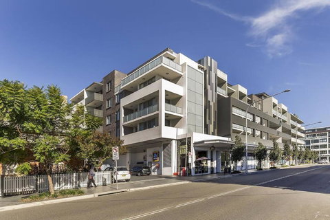 GLAD1 - Monash Rd - Gladesville - Accommodation Sydney 0