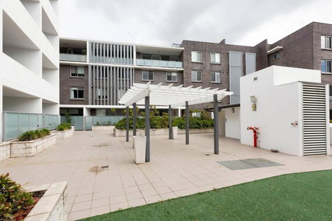 GLAD1 - Monash Rd - Gladesville - Accommodation Sydney 1