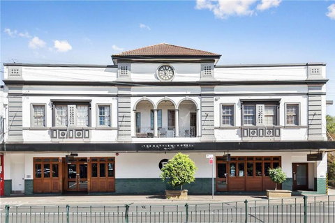 GLAD1 - Monash Rd - Gladesville - Accommodation Sydney 2